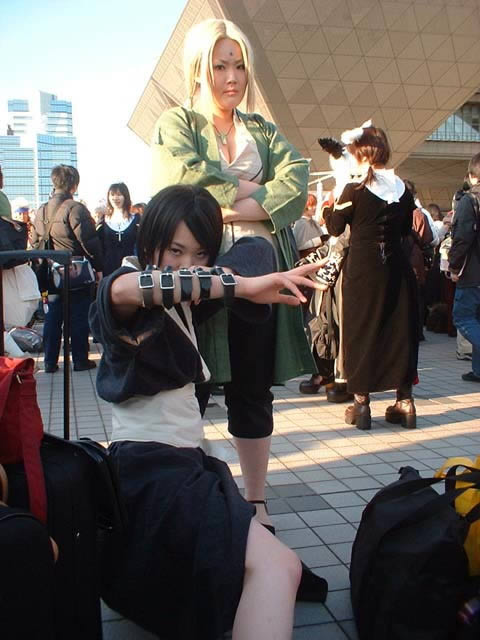 Tsunade and Shizune cosplay