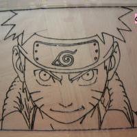 Uzumaki Naruto nakreslen barvičkami na sklo