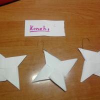 ozdoba: origami shuriken :)