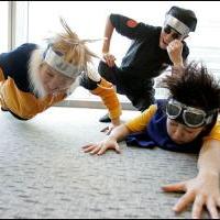 Naruto-Konohamaru-Ebisu_Cosplay